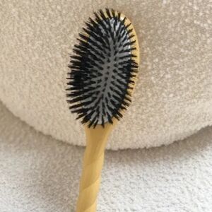 Yellow Le Bonnet French Hair Brush